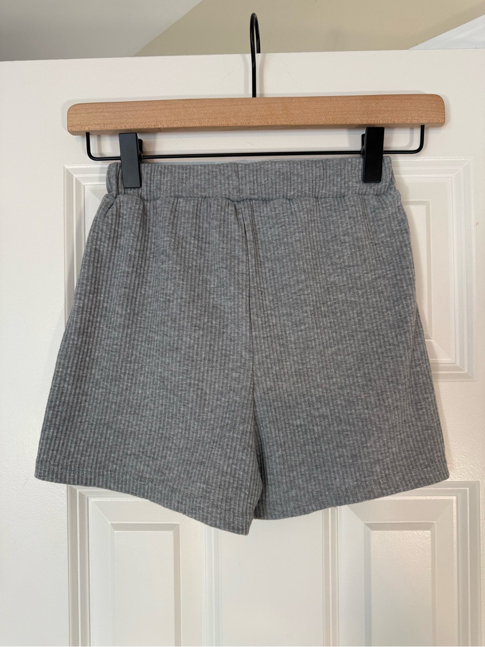 ALO Yoga Ribbed Bralette & Short Set - Picture 9 of 9